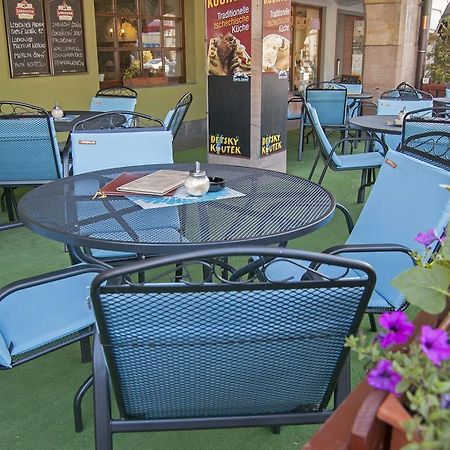 Hotel Labut Vrchlabí Εξωτερικό φωτογραφία